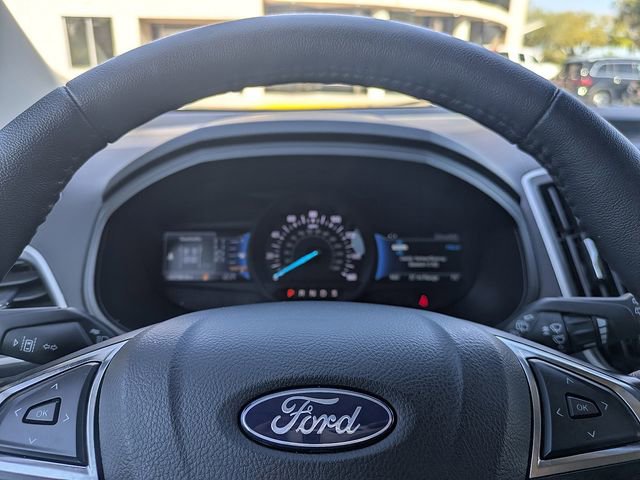 Used 2024 Ford Edge SEL w/ Convenience Package image 31