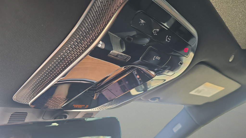 Used 2022 Mercedes-Benz EQS 450+ Sedan image 25