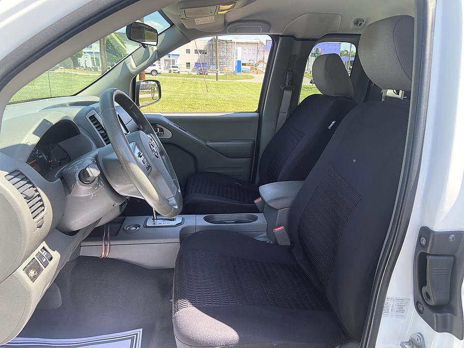 Used 2021 Nissan Frontier S AWD/4WD image 11