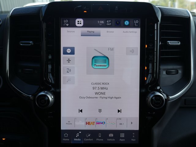 Used 2025 RAM 2500 Laramie w/ Night Edition image 21