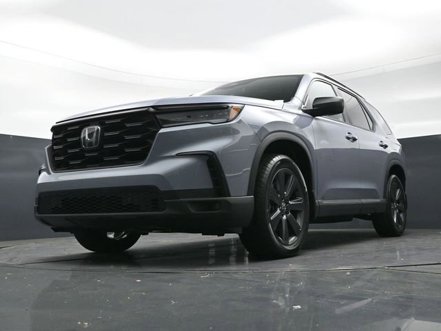 Used 2023 Honda Pilot Sport image 18