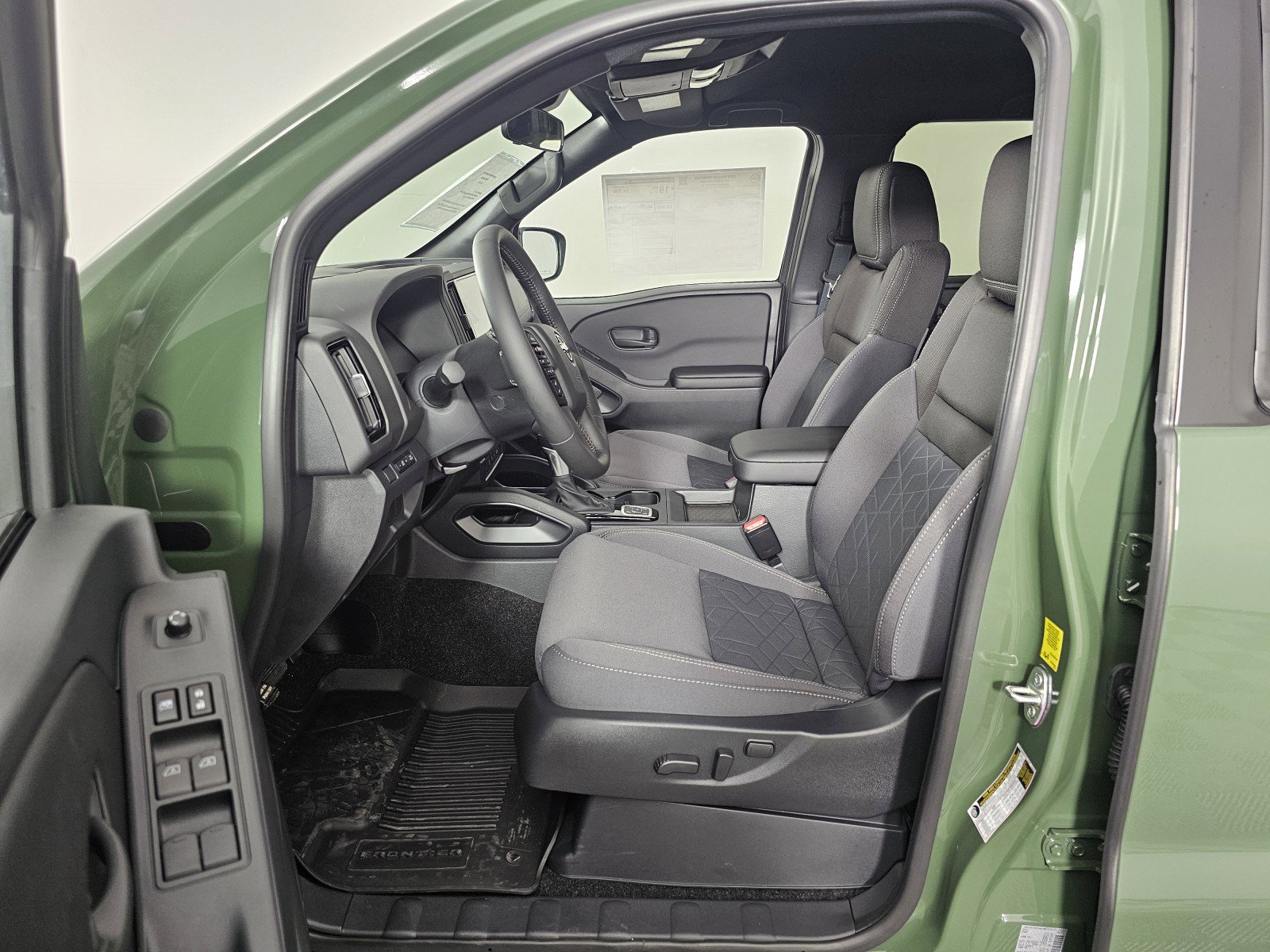 New 2026 Nissan Frontier SV image 22