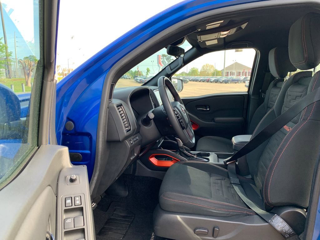 Used 2024 Nissan Frontier Pro-X w/ Technology Package image 21