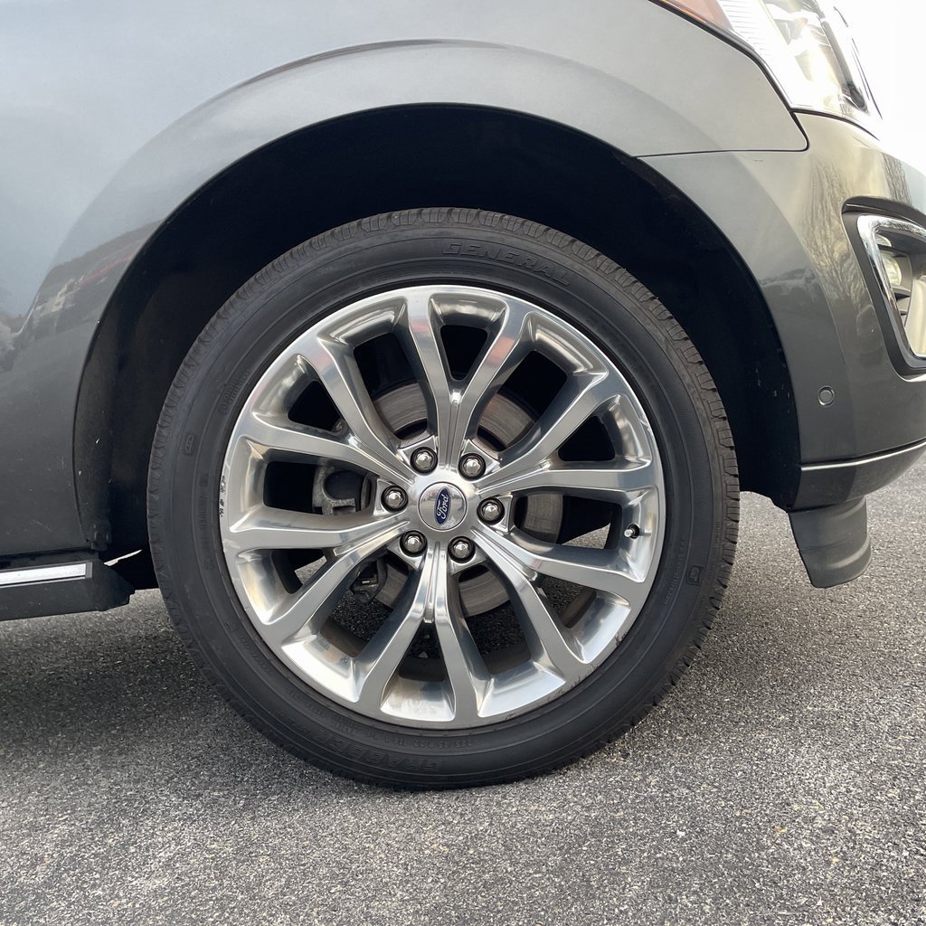 Used 2019 Ford Expedition Max Platinum image 12