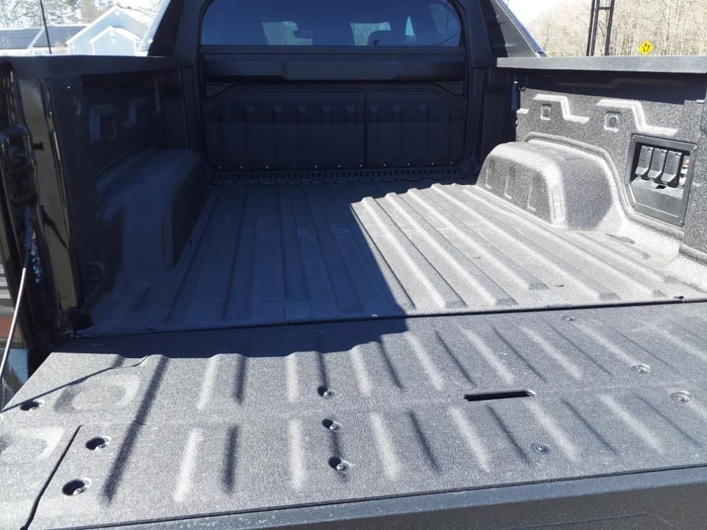 New 2025 Chevrolet Silverado EV RST AWD/4WD image 10
