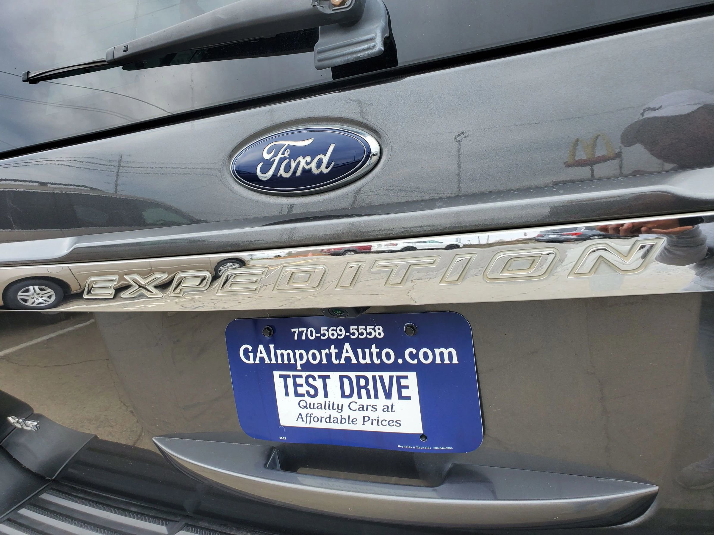 Used 2017 Ford Expedition EL XLT image 12