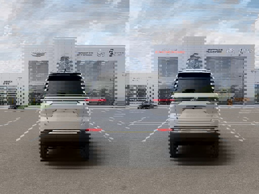 New 2026 Jeep Grand Cherokee Limited image 7