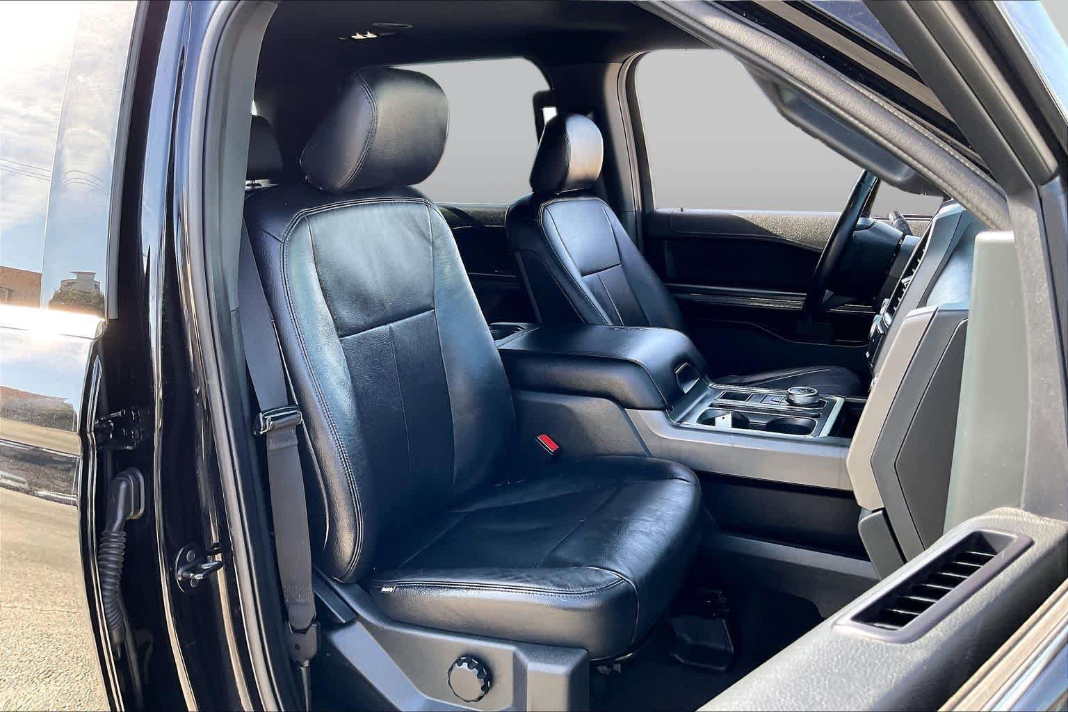 Used 2021 Ford Expedition Max XLT RWD image 9