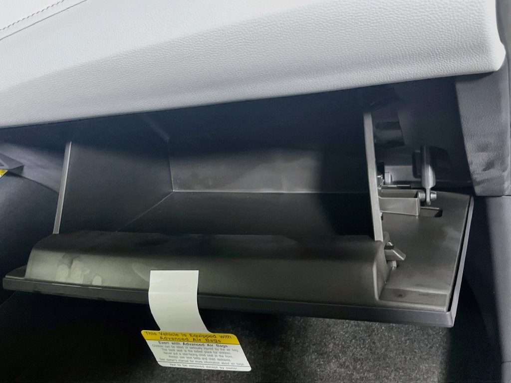 New 2027 Toyota Corolla SE FWD image 32