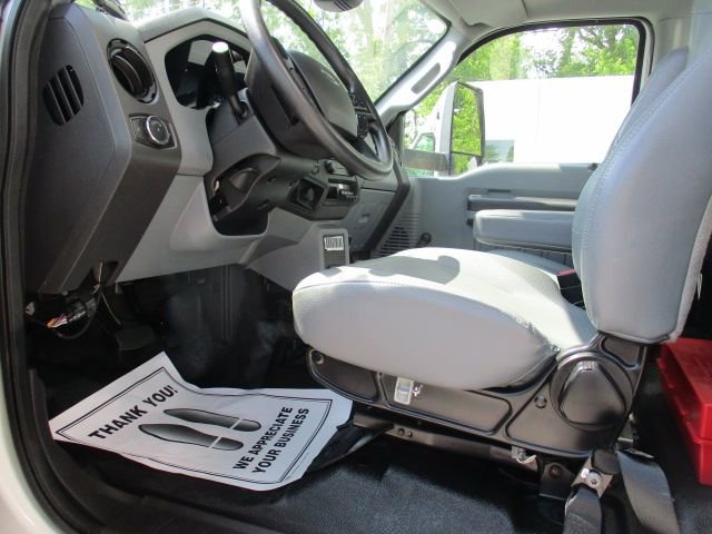 Used 2023 Ford F650 2WD Regular Cab Super Duty image 11