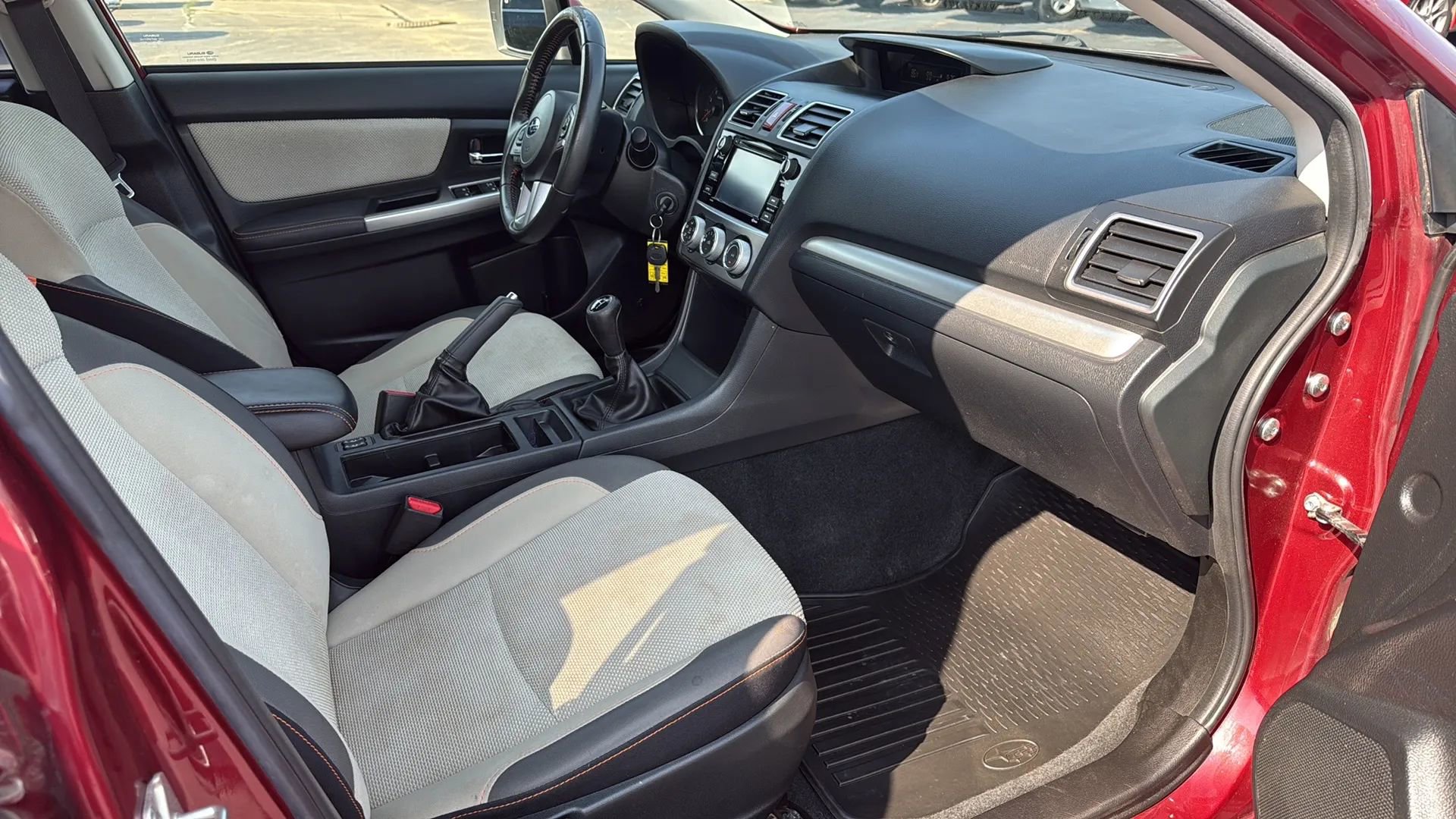 Used 2017 Subaru Crosstrek 2.0i Premium image 18