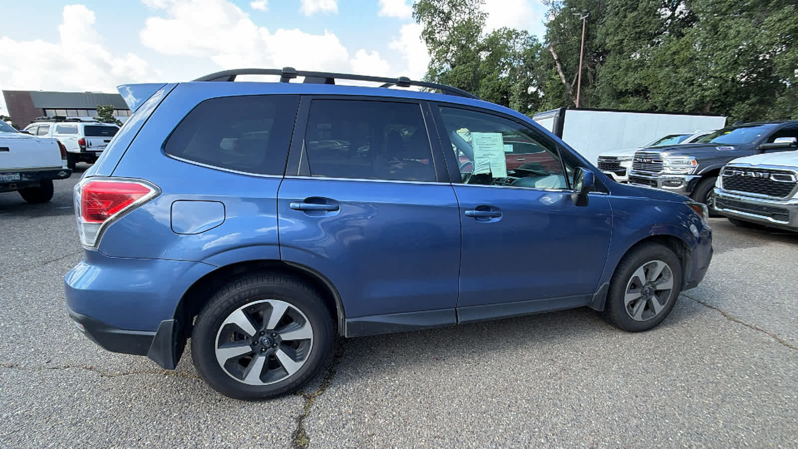 Used 2017 Subaru Forester 2.5i Limited AWD/4WD image 4