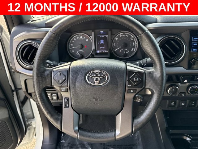 Used 2017 Toyota Tacoma TRD Sport AWD/4WD image 19
