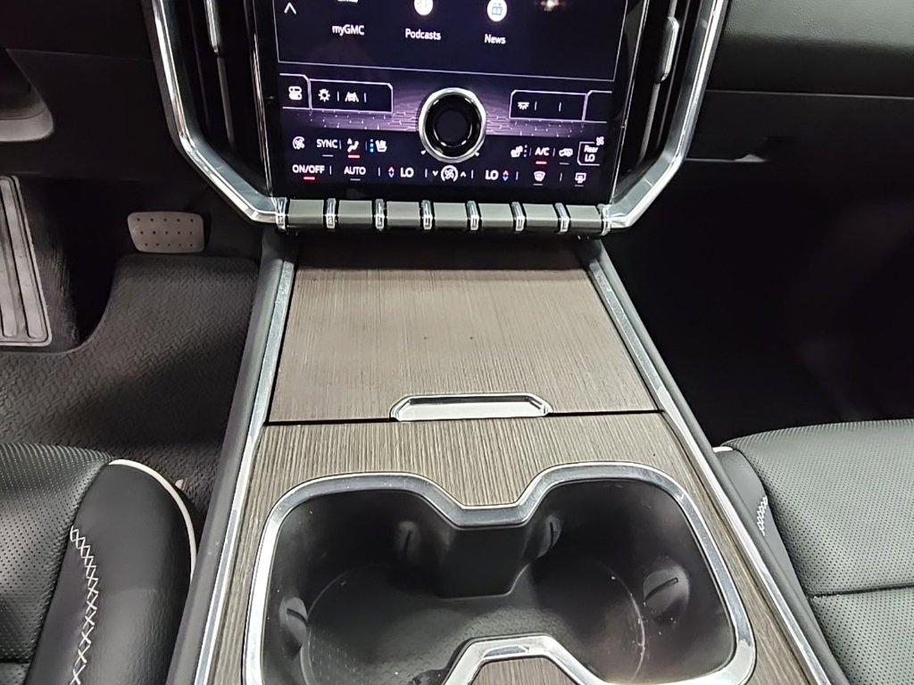 Certified 2024 GMC Acadia Denali w/ LPO, Floor Liner Package image 19