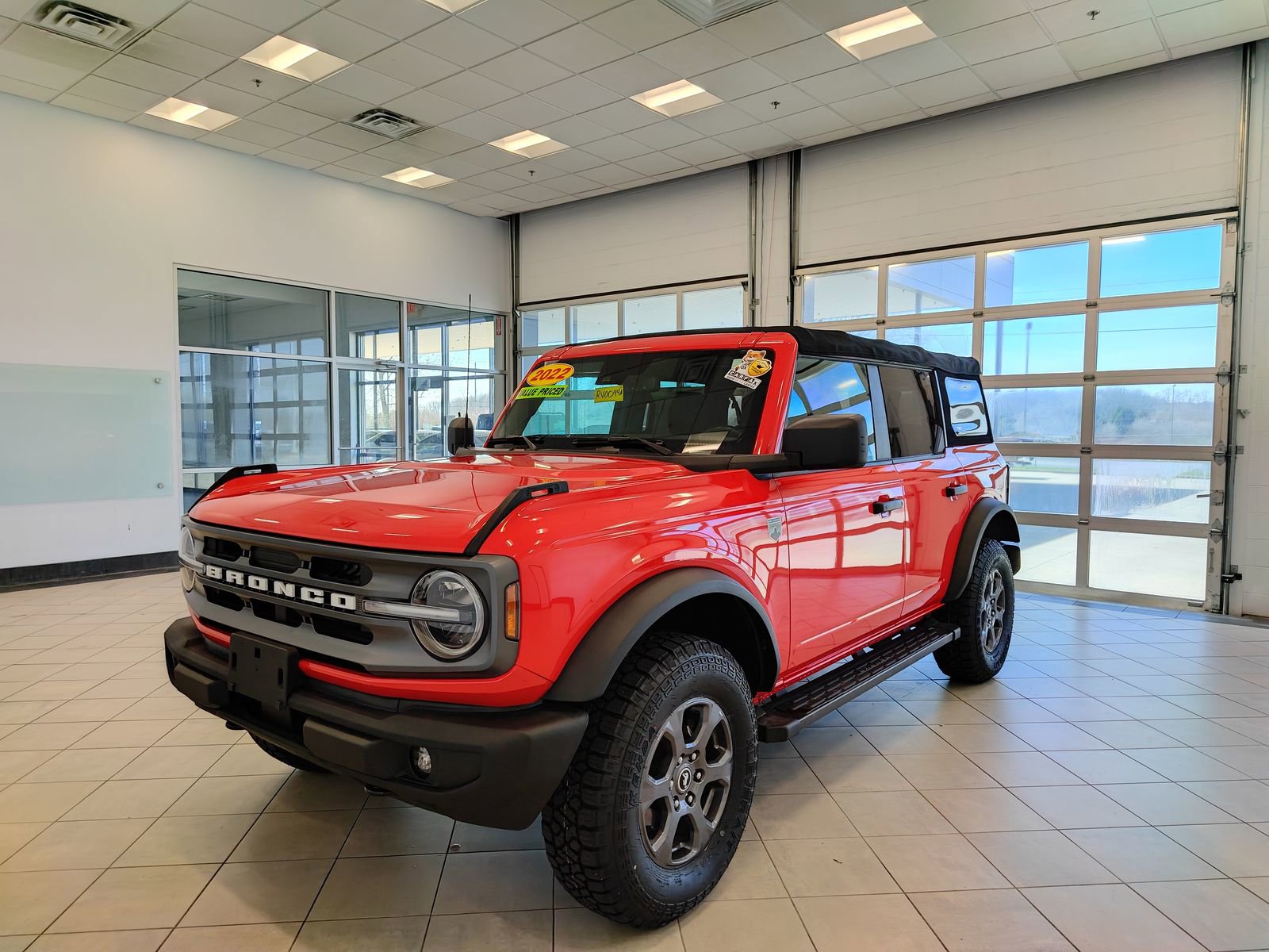 Used 2022 Ford Bronco Big Bend image 8