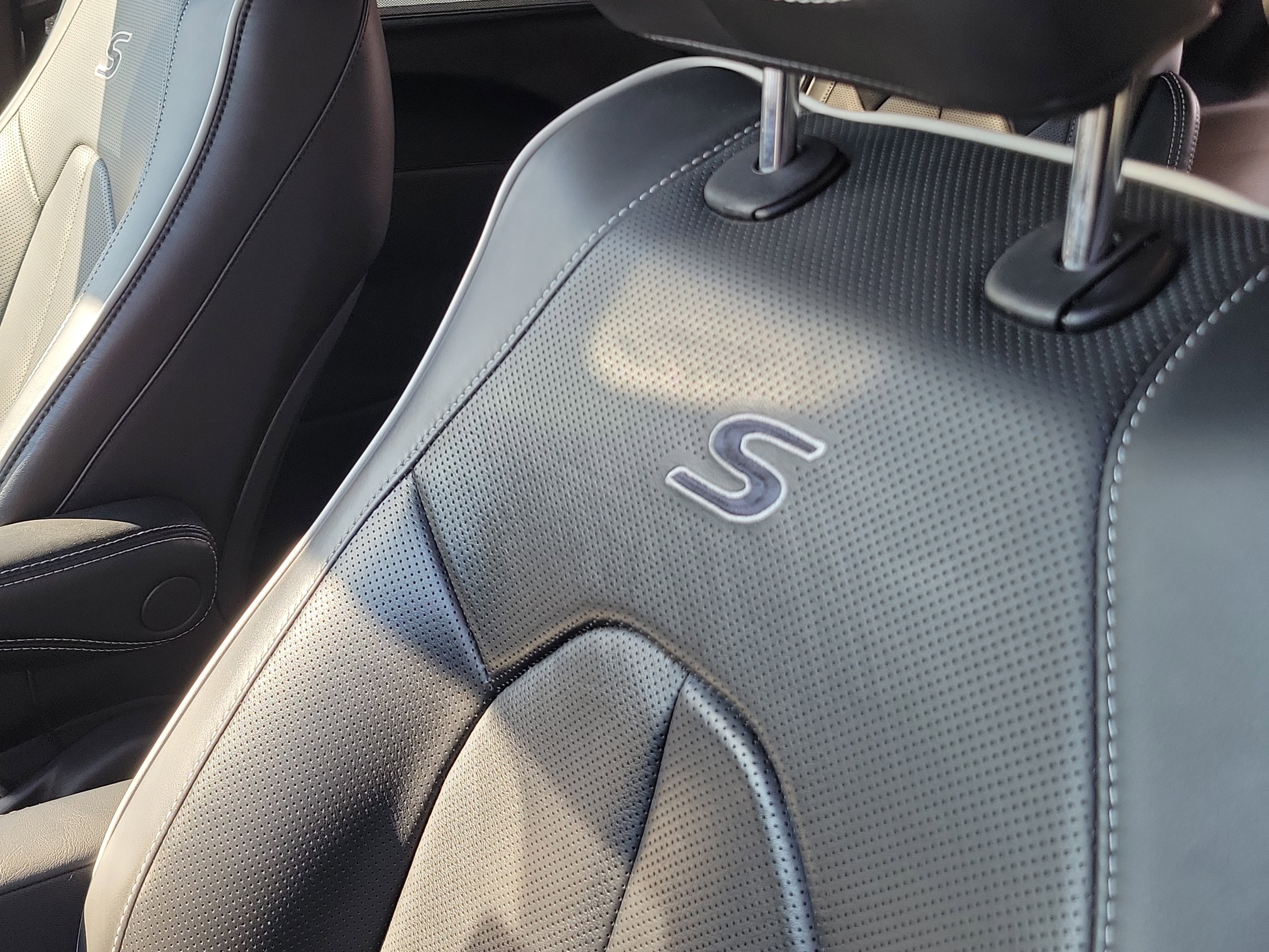 Used 2025 Chrysler Pacifica Limited image 20