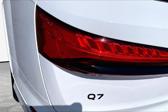 New 2026 Audi Q7 2.0T Premium AWD/4WD image 32