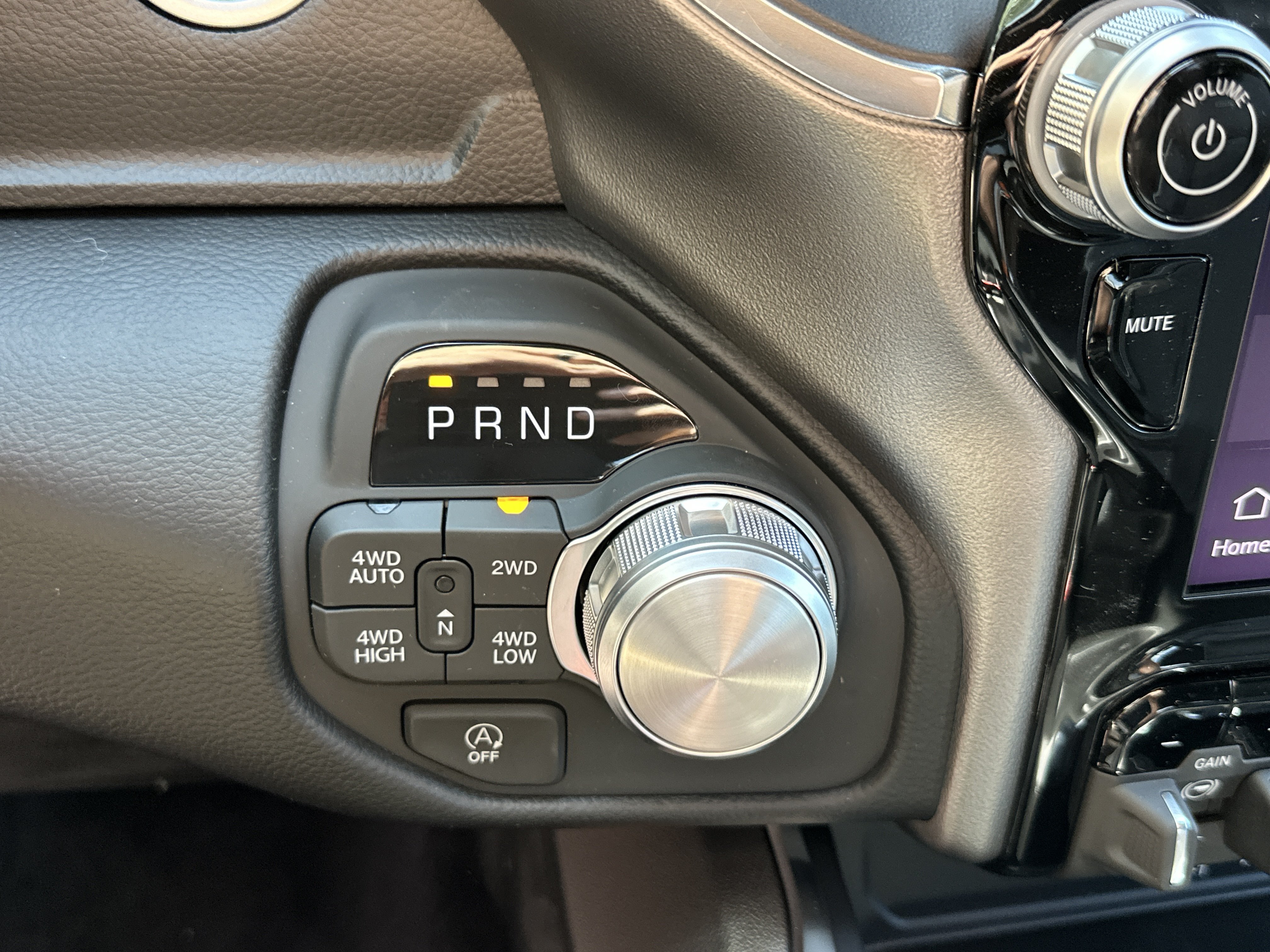 New 2027 RAM 1500 Laramie w/ Night Edition AWD/4WD image 8