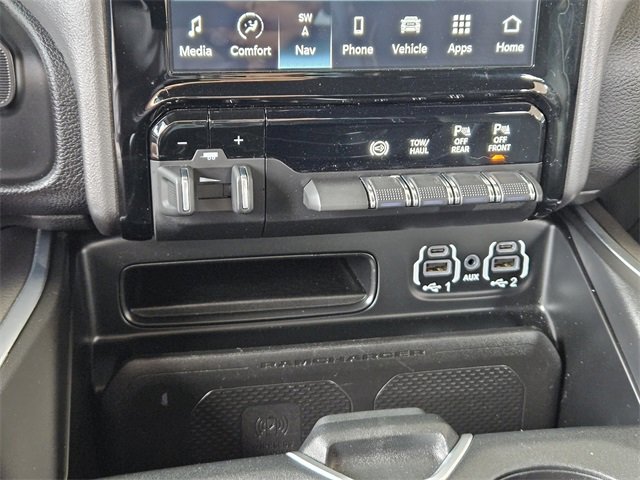 Used 2024 RAM 3500 Laramie w/ Night Edition image 18