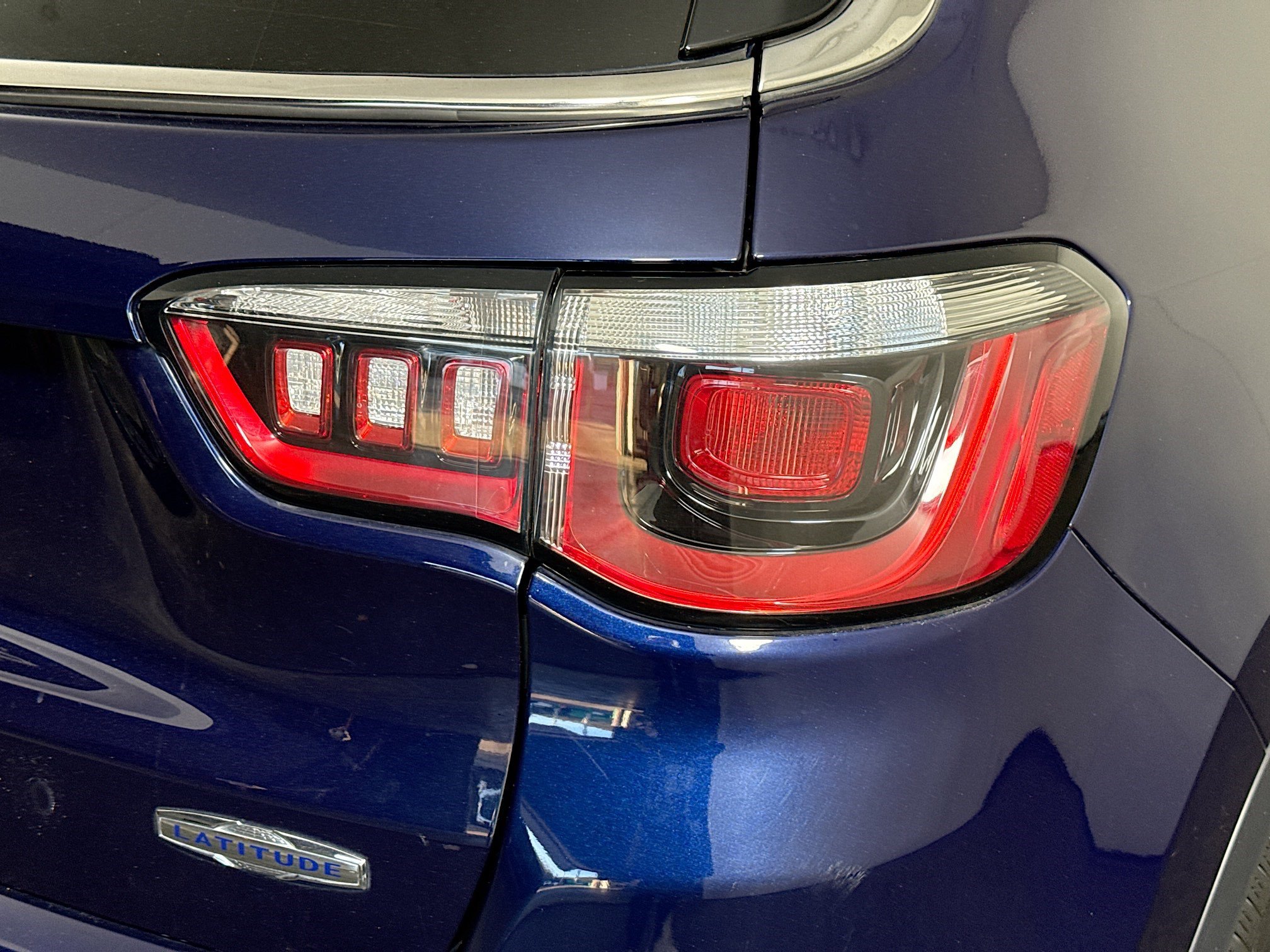 Used 2020 Jeep Compass Latitude w/ Popular Equipment Group image 34