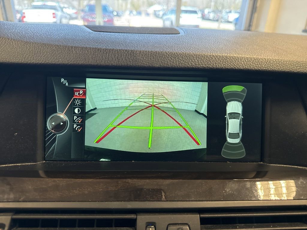 Used 2013 BMW 528i xDrive Sedan AWD/4WD image 9