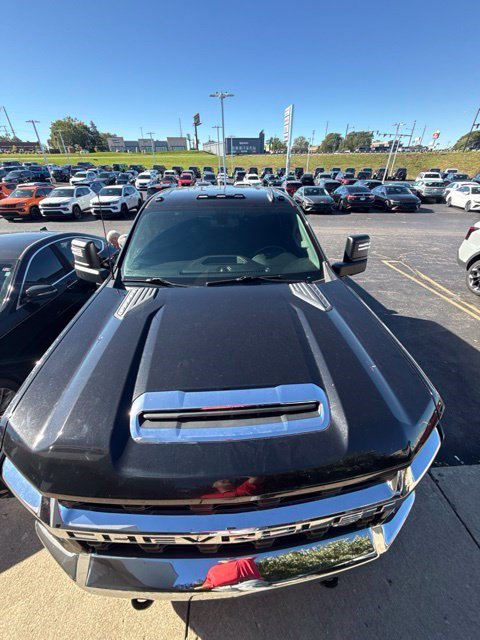 Used 2022 Chevrolet Silverado 3500 LT w/ Convenience Package AWD/4WD image 11