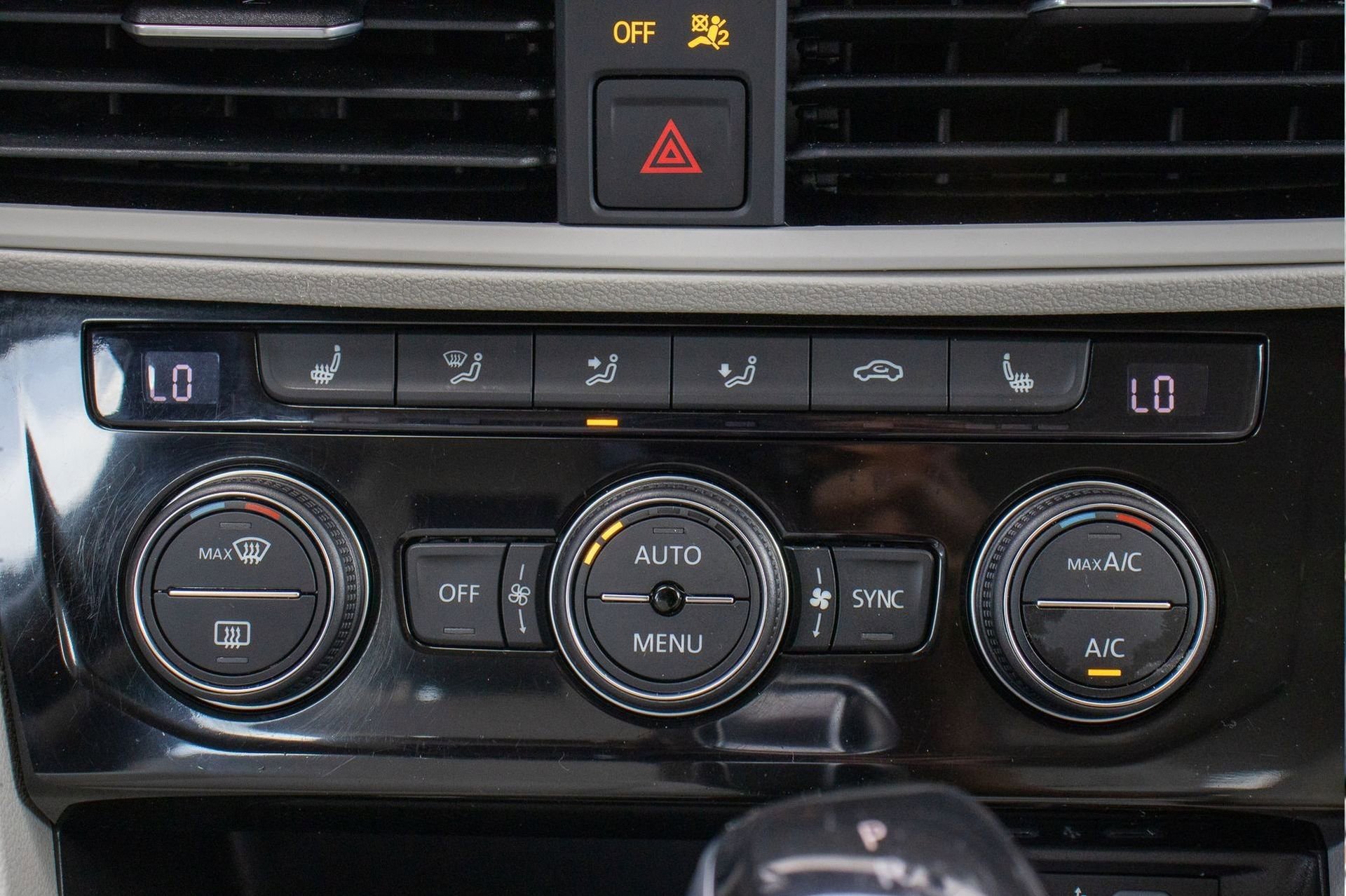 Used 2023 Volkswagen Jetta SE image 20