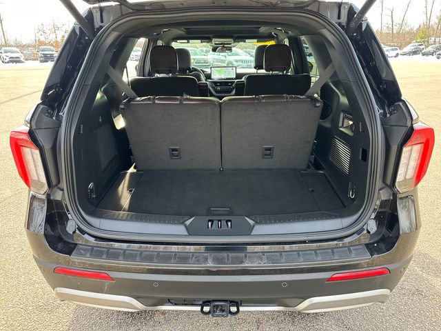 Used 2025 Ford Explorer Platinum w/ LUX Leather Package image 38