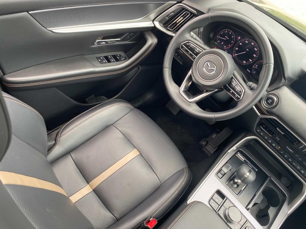 Used 2025 MAZDA CX-90 3.3 Turbo S w/ Premium Package image 29