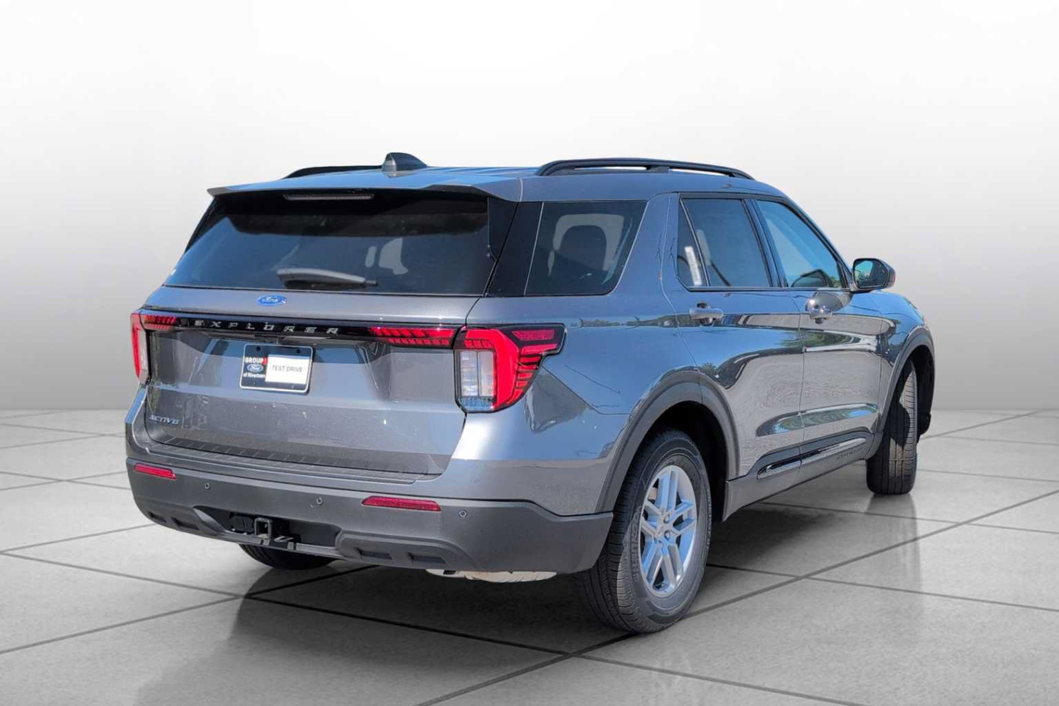 New 2026 Ford Explorer Active RWD image 14