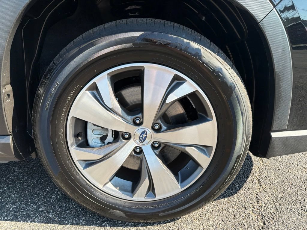 Used 2025 Subaru Ascent Premium AWD/4WD image 9