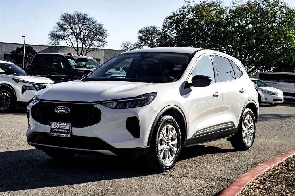 Used 2025 Ford Escape Active image 9