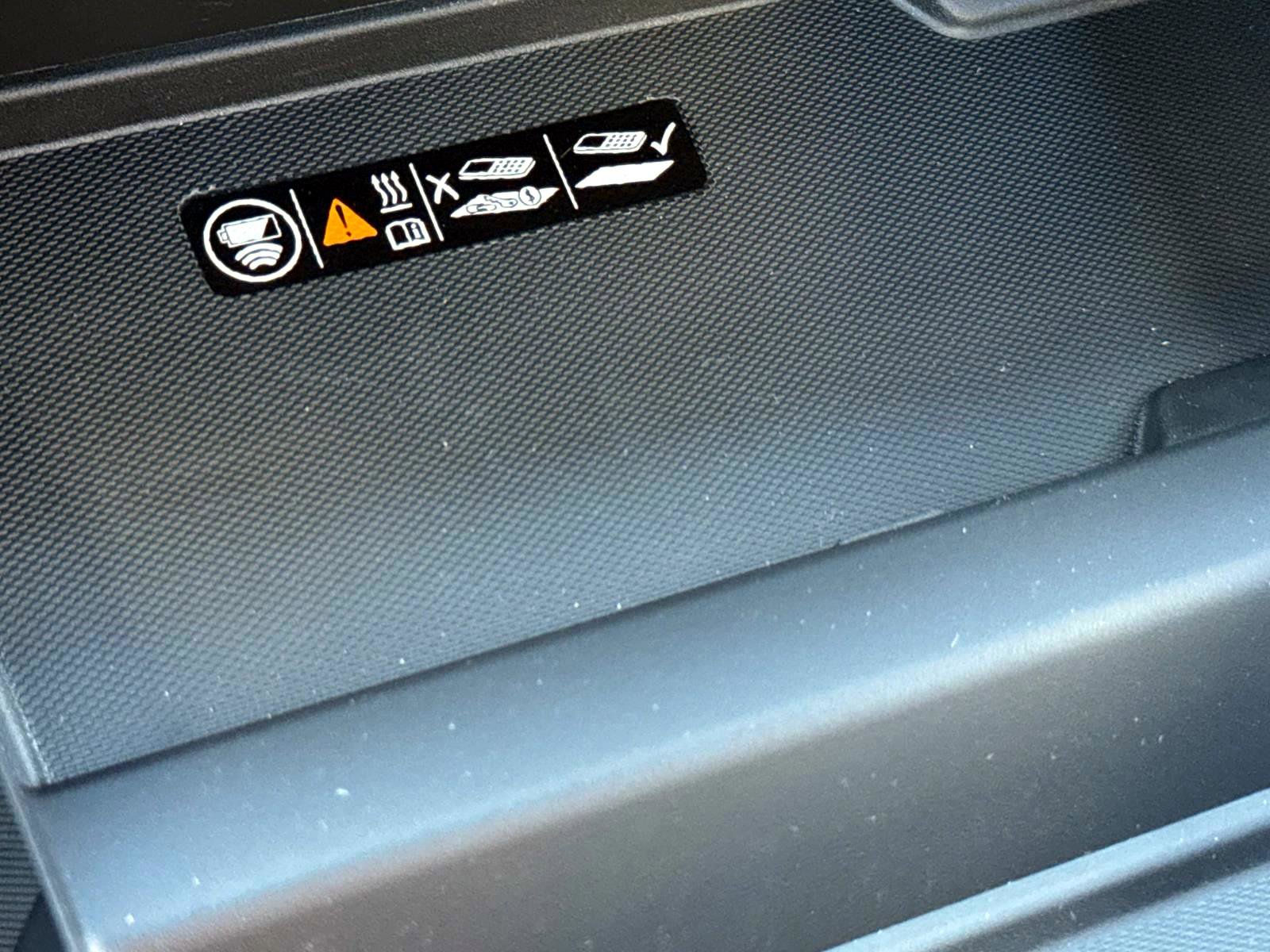 New 2026 Chevrolet Suburban High Country image 24