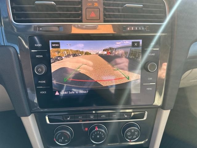 Certified 2019 Volkswagen Golf SE w/ Driver Assistance Package image 28