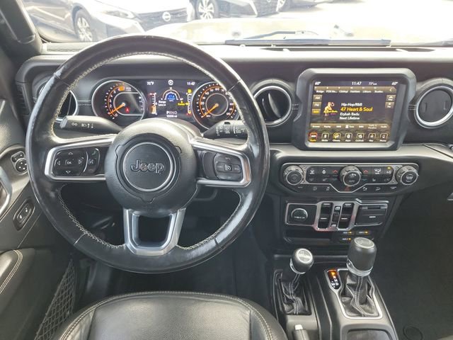 Used 2018 Jeep Wrangler Unlimited Sahara image 14