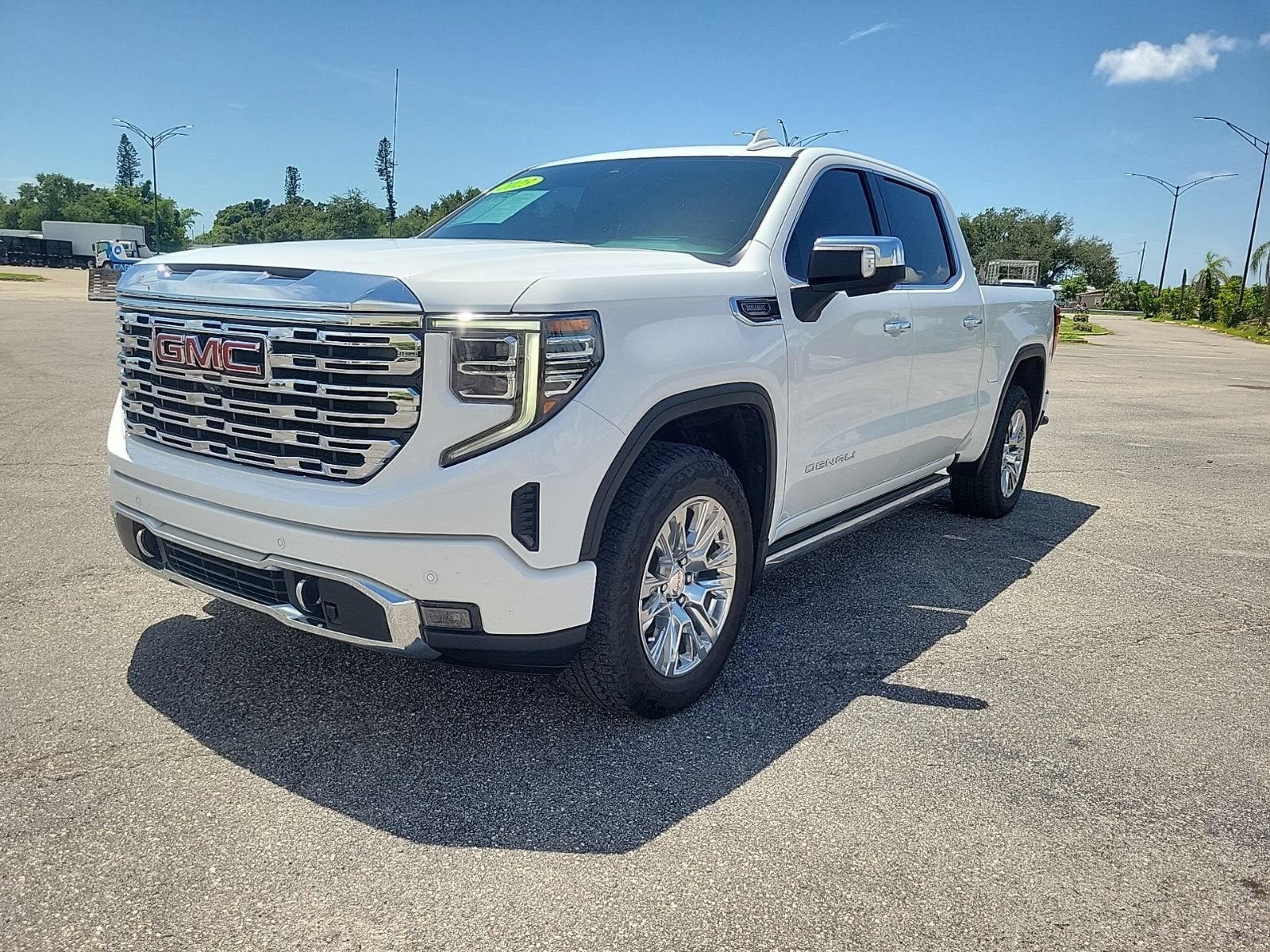 Certified 2023 GMC Sierra 1500 Denali w/ Technology Package AWD/4WD image 2
