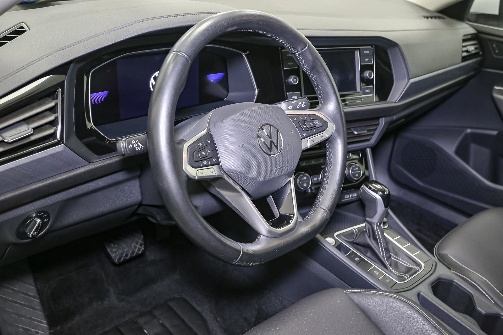 Used 2024 Volkswagen Jetta SE image 26