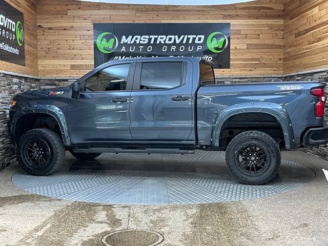 Used 2021 Chevrolet Silverado 1500 Custom Trail Boss w/ LPO, Dark Essentials Package AWD/4WD image 8