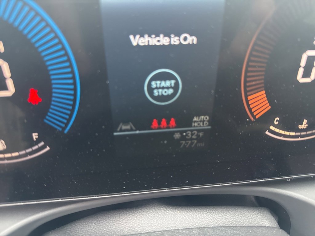 Used 2025 Hyundai Santa Cruz SEL image 9