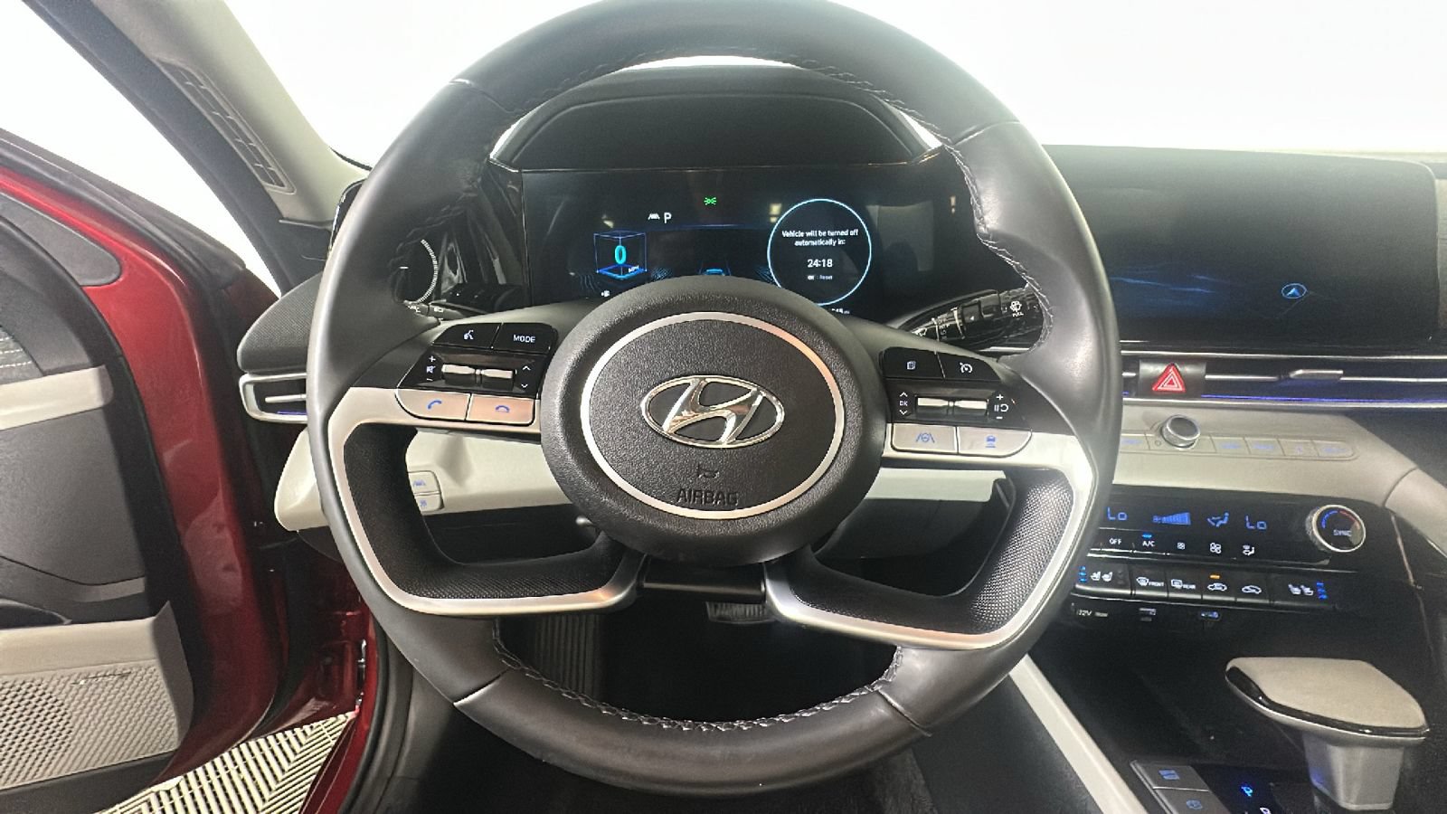 Certified 2023 Hyundai Elantra Limited FWD image 18