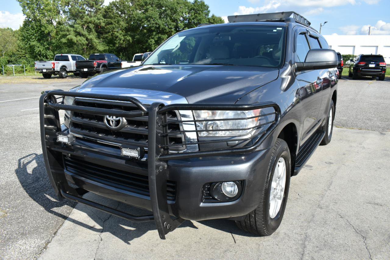 Used 2013 Toyota Sequoia SR5 AWD/4WD image 2
