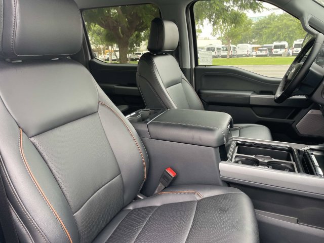 New 2026 Ford F350 Lariat RWD image 32
