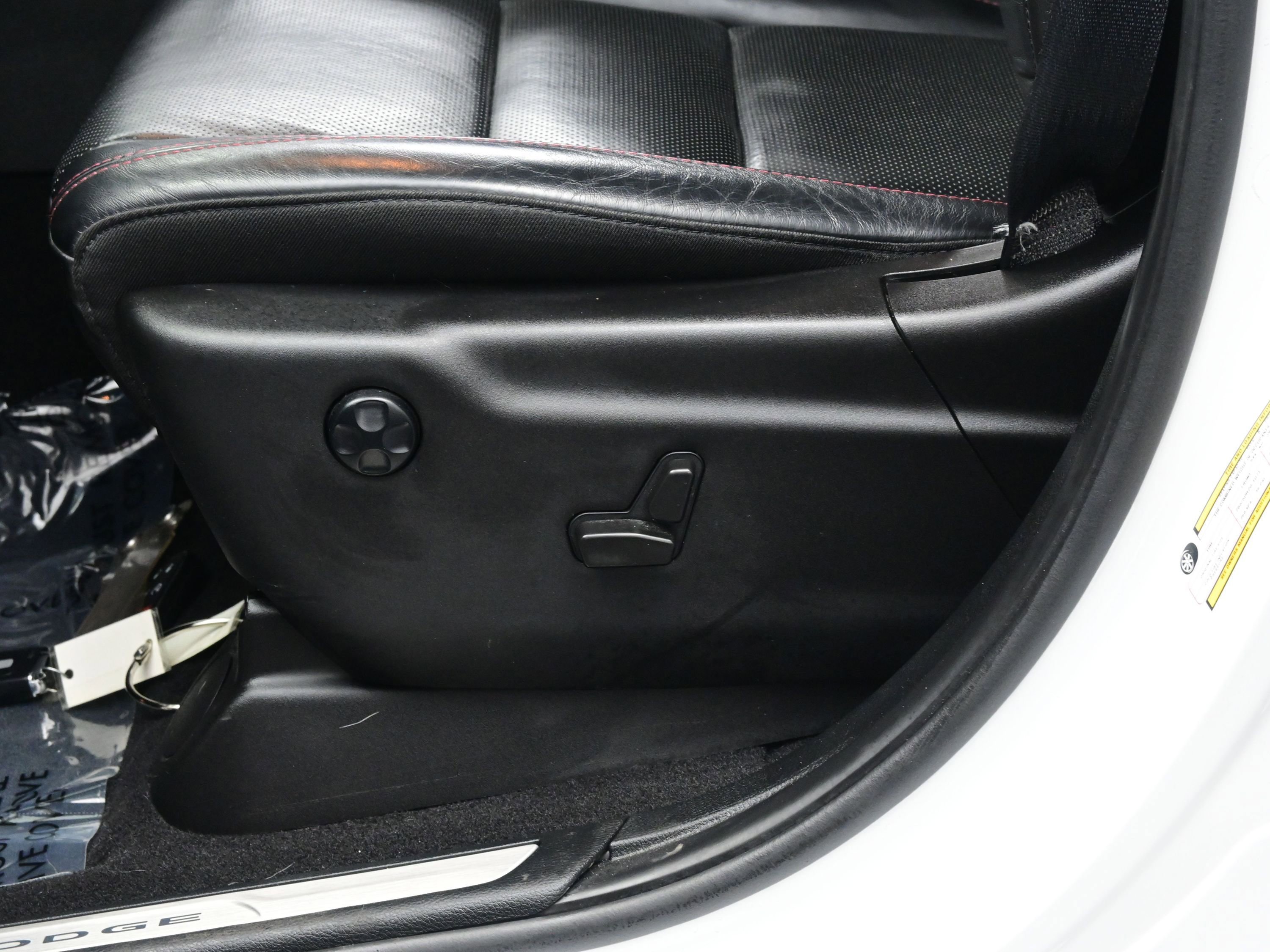 Used 2022 Dodge Durango R/T w/ Blacktop Package image 11