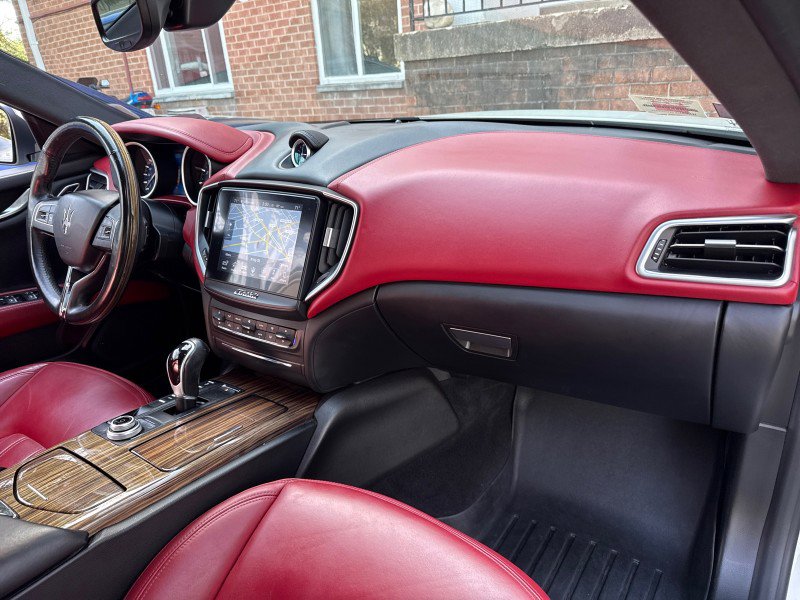 Used 2018 Maserati Ghibli S Q4 image 23