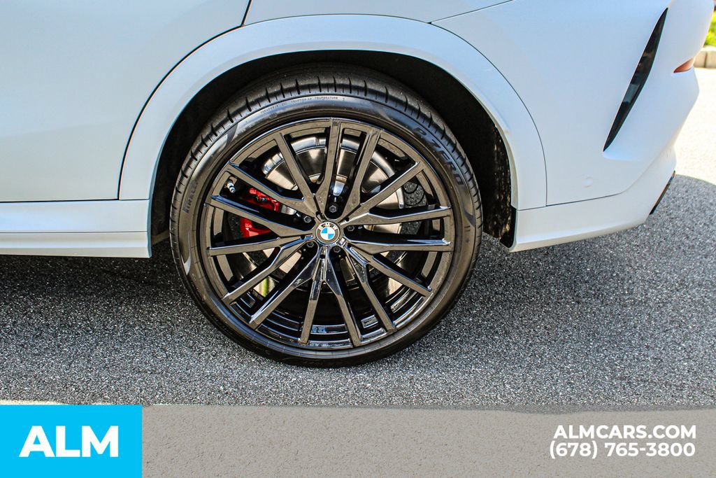 Used 2025 BMW X6 M60i AWD/4WD image 15