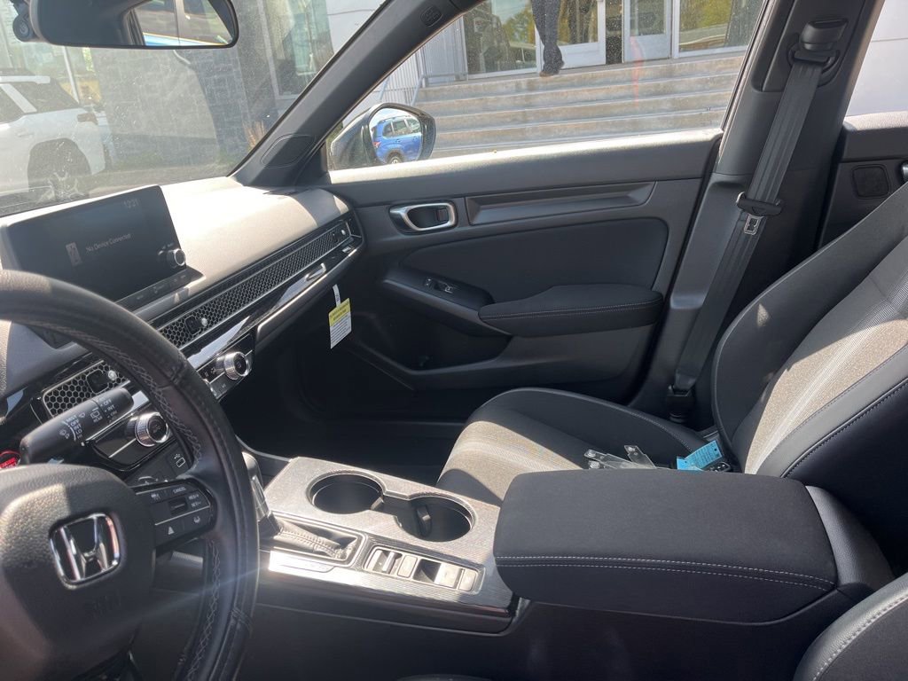 Used 2024 Honda Civic Sport image 11