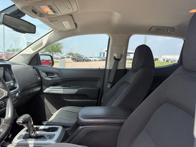 Used 2018 Chevrolet Colorado LT w/ LT Convenience Package RWD image 12