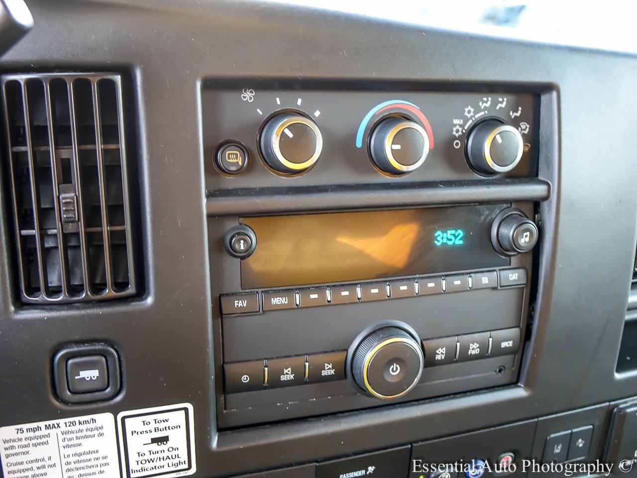 Used 2021 GMC Savana 3500 Extended w/ Power Convenience Package RWD image 12