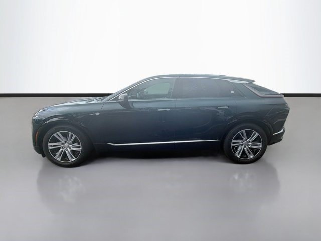 Certified 2024 Cadillac Lyriq Tech w/ Driver Assist Package RWD image 5