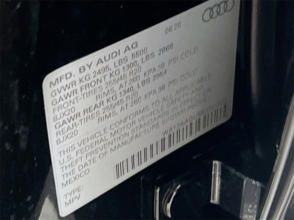 New 2025 Audi Q5 Premium Plus image 32